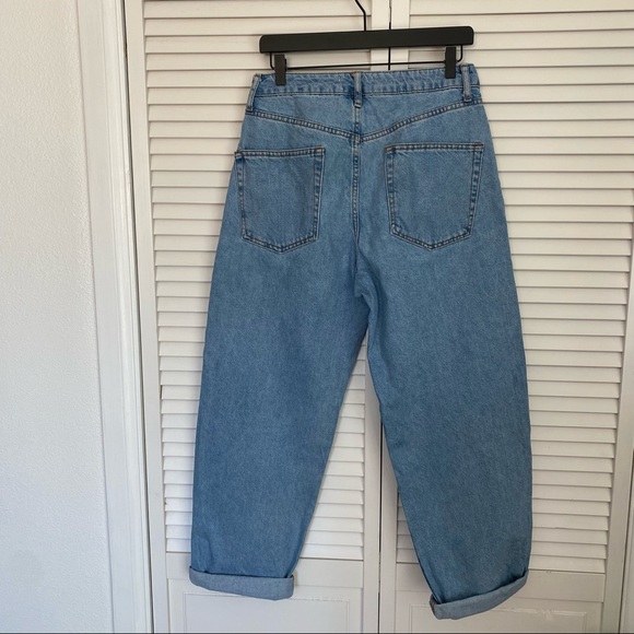 ASOS Design Blue Light Wash Denim Jeans Tapered Leg “Unisex” Streetwear Style - Picture 2 of 9